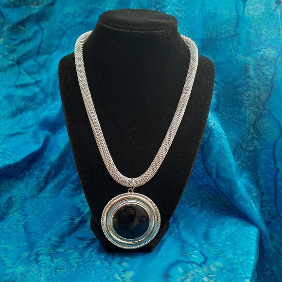 Black/Silver Circle and Mesh Necklace - Picture 1 of 1